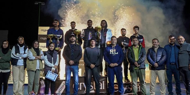 گزارش تصویری از رویداد ورزشی (بدون توضیح مشخص)